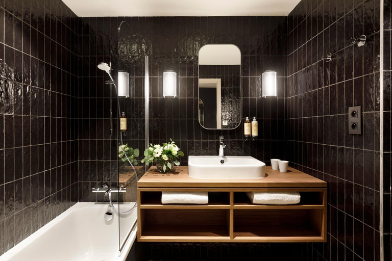 Bathroom 4, Hotel Marielle, Savoie