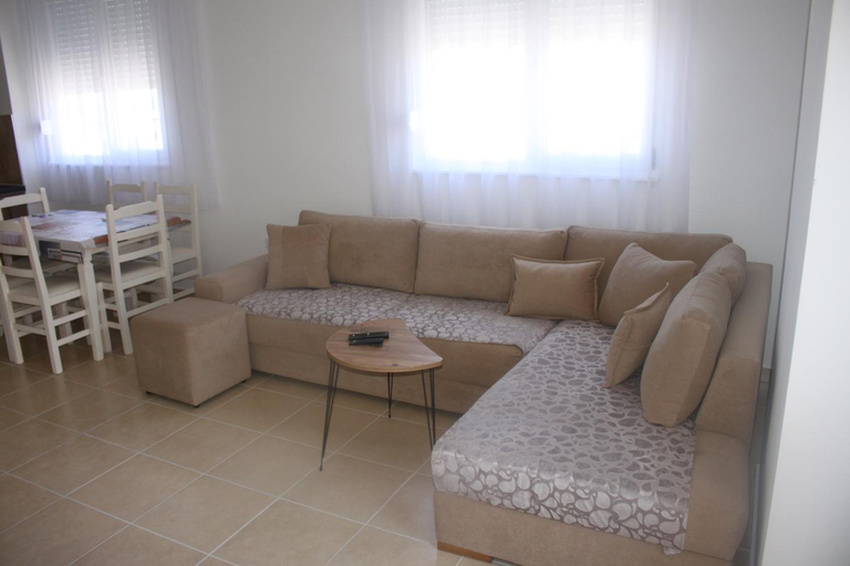 Others 3, Everest Apartments Shengjin, Lezhës
