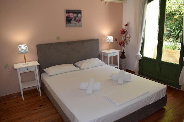 Bedroom 2, Bellevue & Eleonora Apartments, Crete
