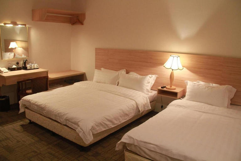 Bedroom 8