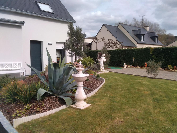 Exterior view 4, 6bis rue de la boussaquiere st broladre, Ille-et-Vilaine