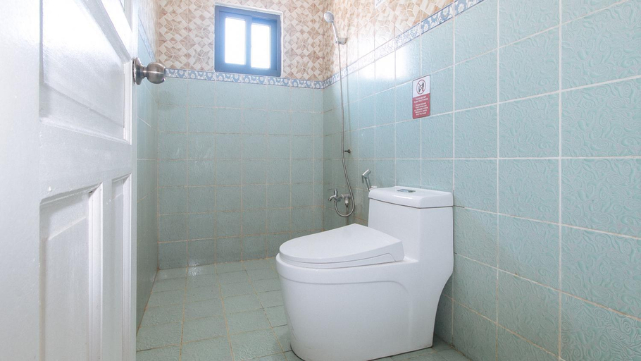 Bathroom 3, ADC Resort and Hotel Apalit Pampanga, Minalin