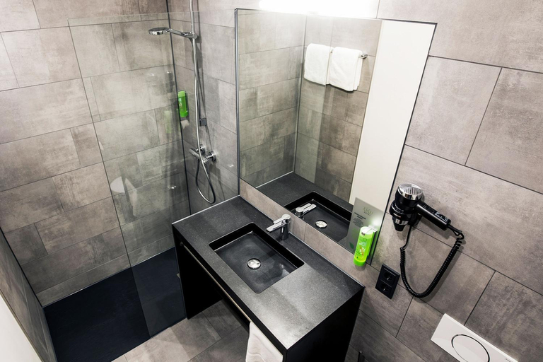 Bathroom 3, RiKu HOTEL Ulm, Ulm
