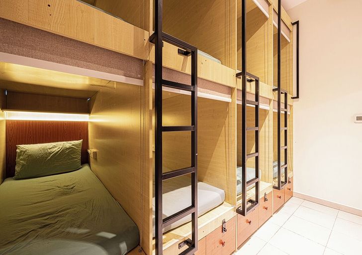 Bedroom 4, Next'House - Business Boulevard Hostel, Dubai