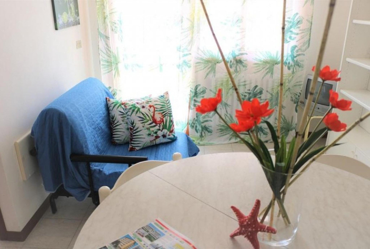 Bedroom 2, Apartment in Bibione up to 5 people, Venezia