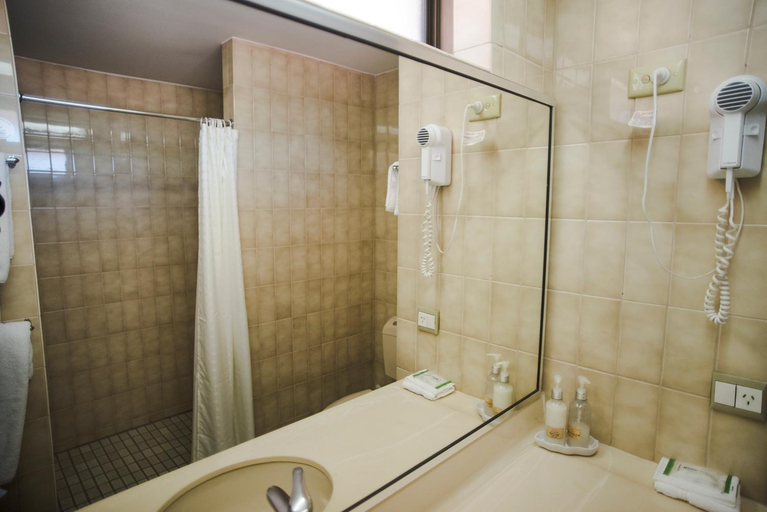 Bathroom 5