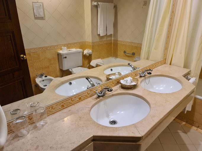 Bathroom 4, Hotel Urgeirica, Nelas