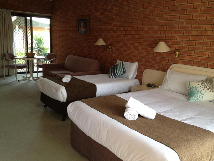 Bedroom 5