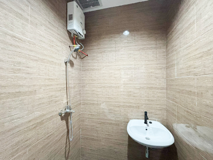 Bathroom 17