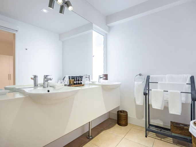 Bathroom 5, The Reef House Adults Retreat, Cairns