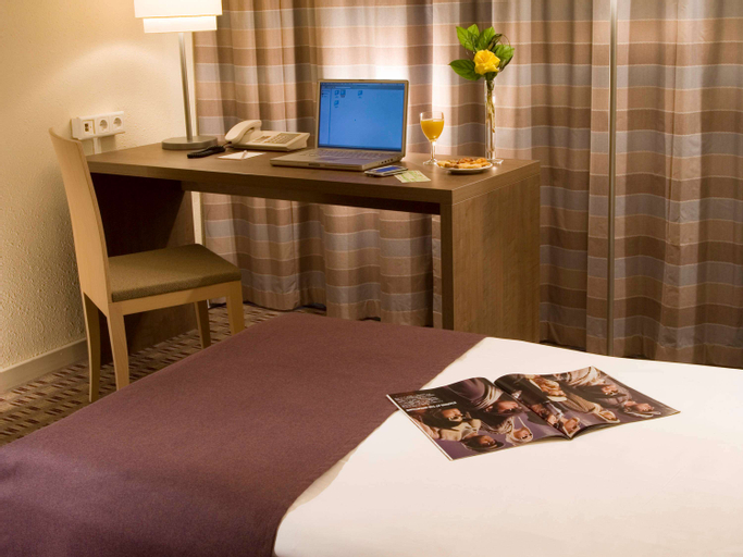 Bedroom 3, Mercure Hotel Frankfurt Eschborn Ost, Main-Taunus-Kreis