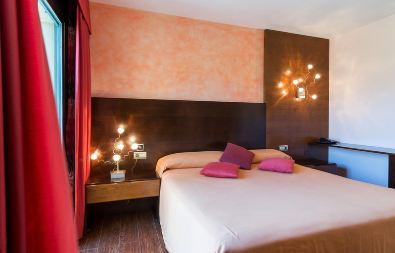 Others 3, Hotel Restaurant Cal Petit, Lleida