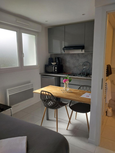 Dining Room 15