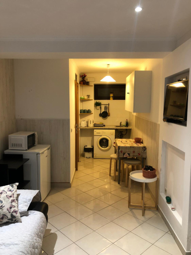 Others 2, Apartment near ocean Rua Alves Correia, Albufeira