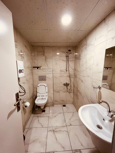 Bathroom 3, Tek Yatak Odalı Daire, Antalya
