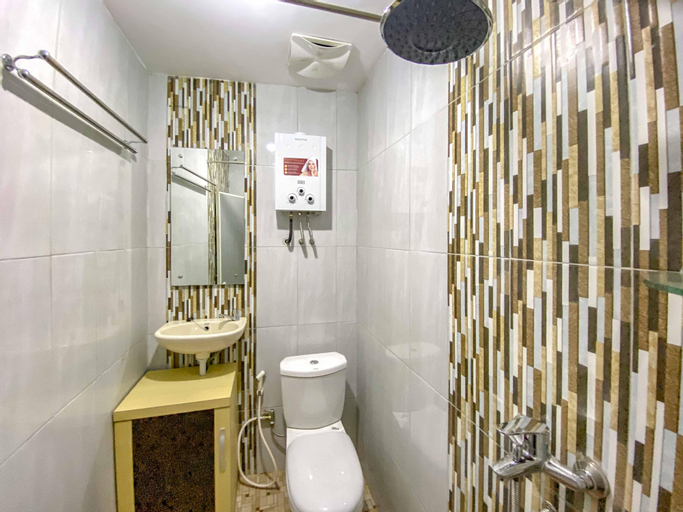 Bathroom 10