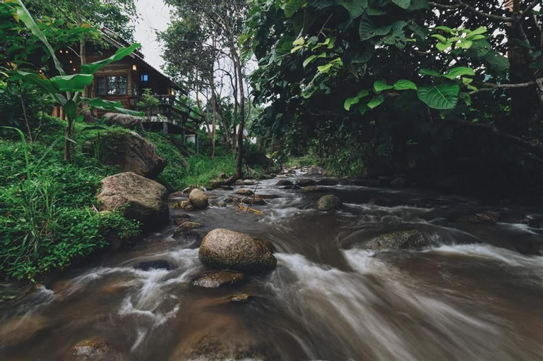 The River whisper, Mae Taeng