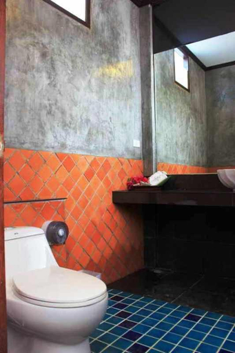 Bathroom 5