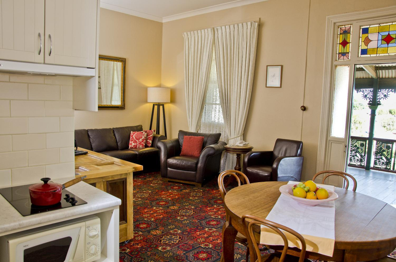 Others 2, Imperial Fine Accommodation, Broken Hill
