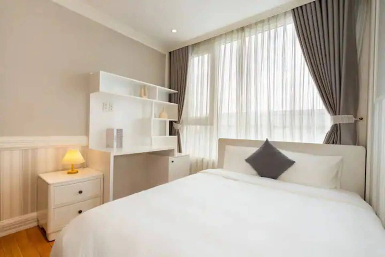 Bedroom 2, Salute de Leman Luxury Apartment, District 3