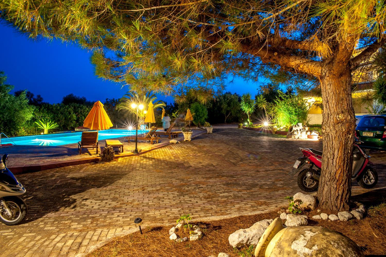 Others 5, Pegasos Studios, Ionian Islands
