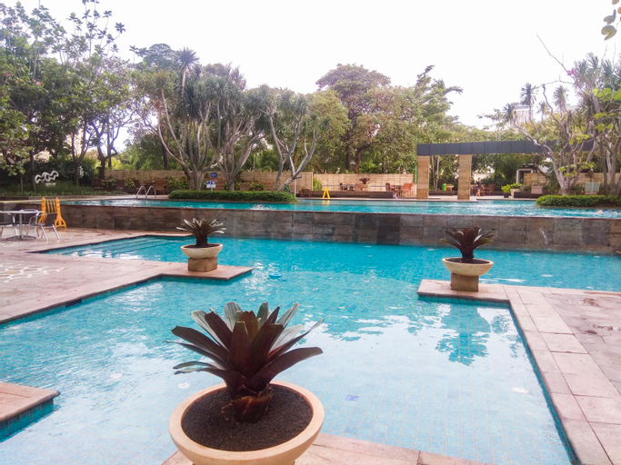 Sport & Beauty 3, Comfortable 2BR with Office Room at Somerset Berlian Kebayoran Lama Apartment By Travelio, South Jakarta