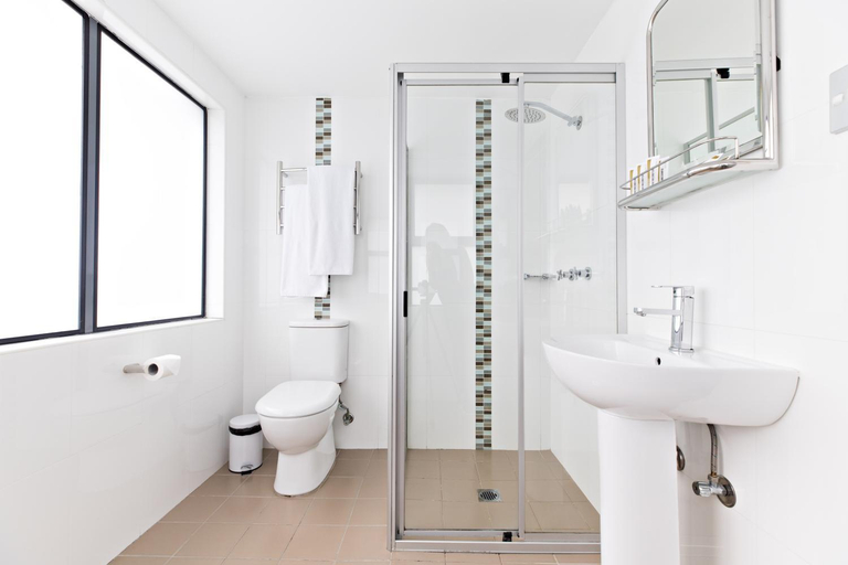 Bathroom 27
