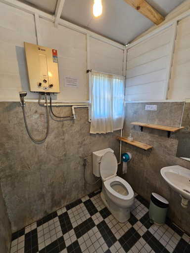 Bathroom 5