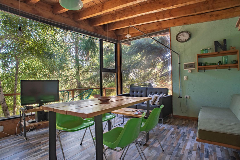 Dining Room 9