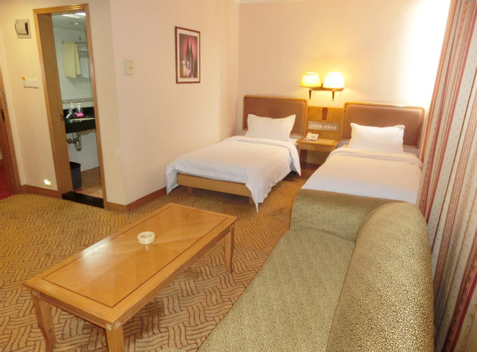 Bedroom 12