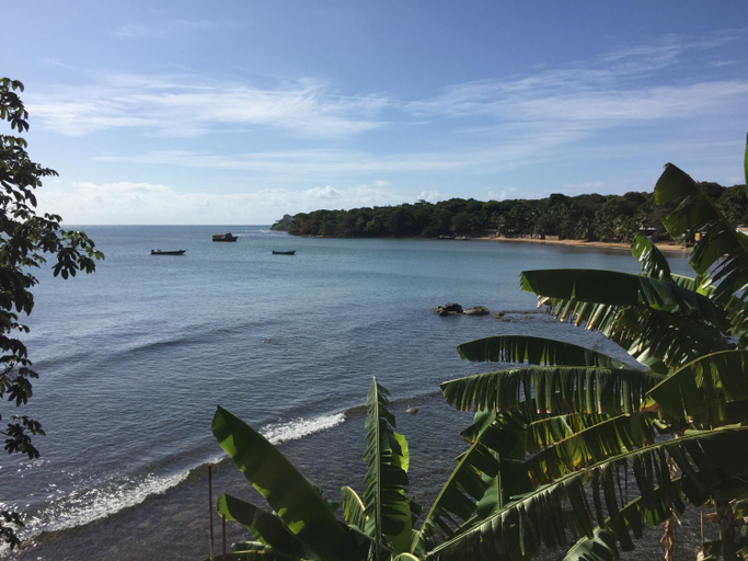 Others 5, Sea View, Laguna de Perlas