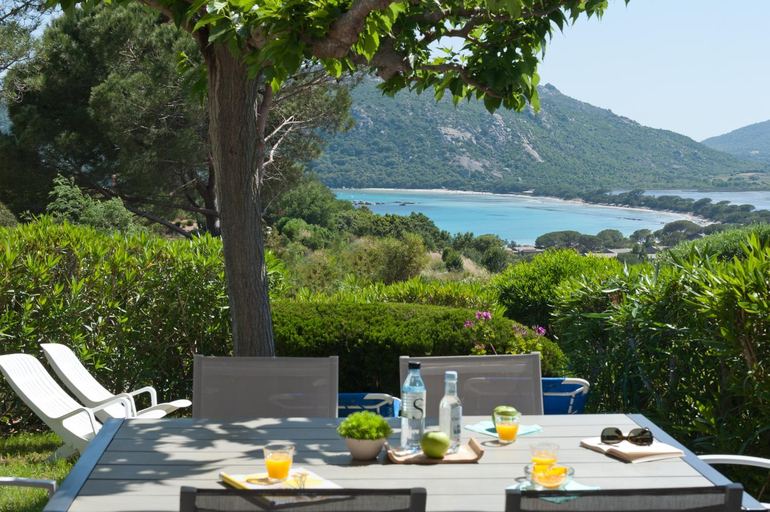 Food & Drinks 4, Residence Marina Di Santa Giulia, Corse-du-Sud