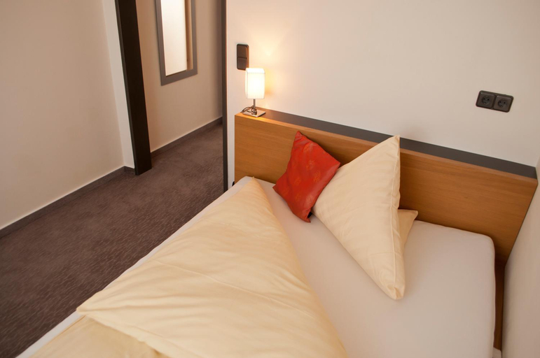 Bedroom 12