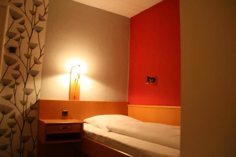 Bedroom 4, Hotel Cafe Lieb, Bamberg