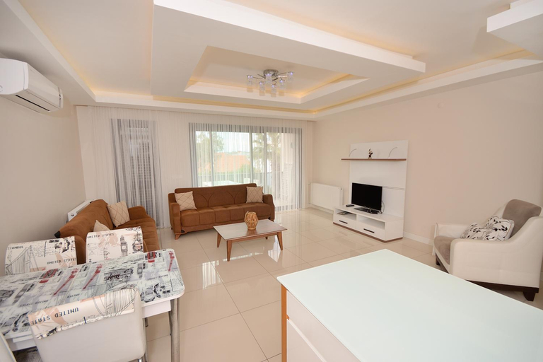 Others 5, Saatli Suites, Çeşme