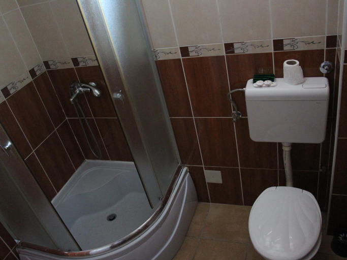 Others 3, Hostel S, Novi Sad