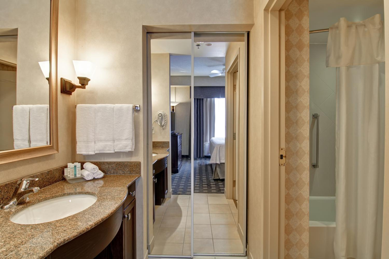 Bathroom 4, Homewood Suites by Hilton Toronto Oakville, Halton