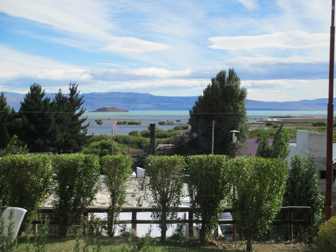 Others 5, Posada Karut Josh, Lago Argentino