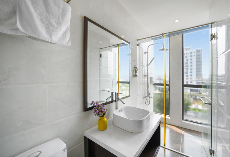Bathroom 4