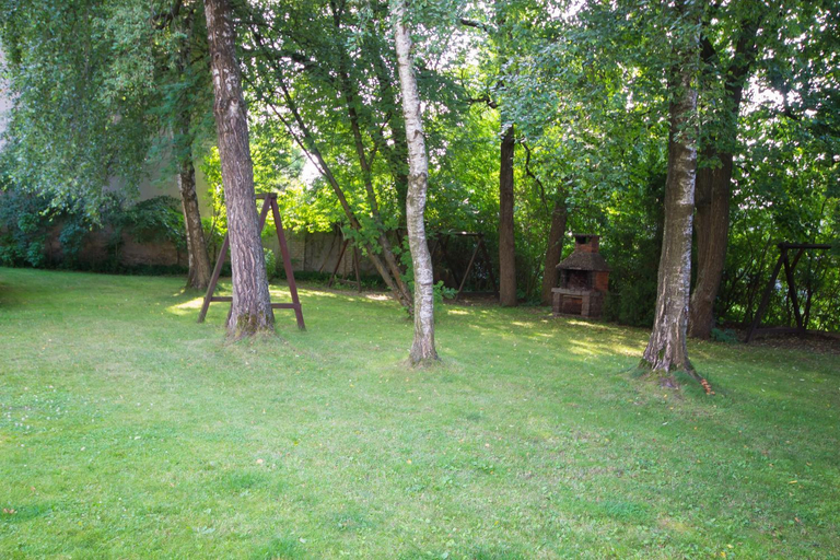 Others 5, Deims Hotel, Šilutės
