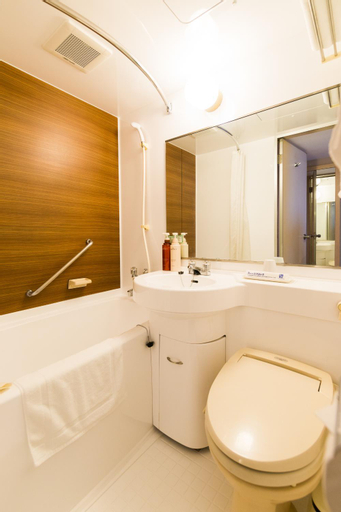Bathroom 6