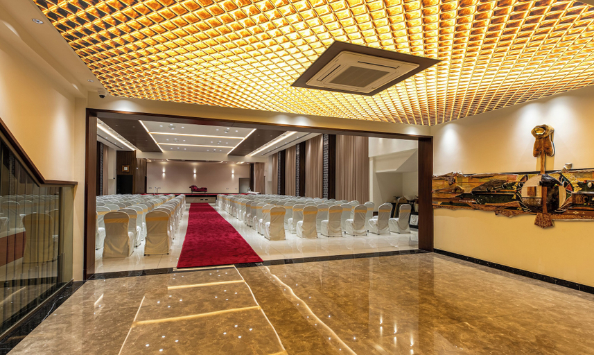 Others 5, Hotel M Pro Palace Mysore - 12 Minutes to Mysore Palace, Mysore