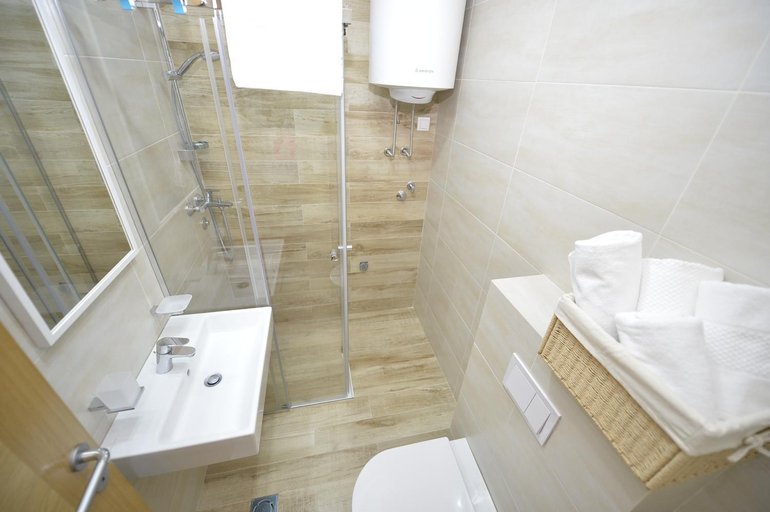 Bathroom 3, Apartments Posto Capitano 0202
