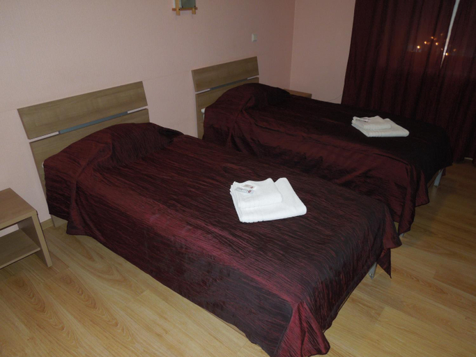 Others 3, Motel Sapnis, Jekabpils