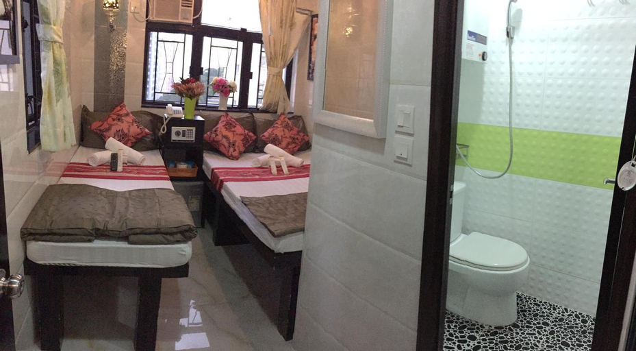 Bathroom 8