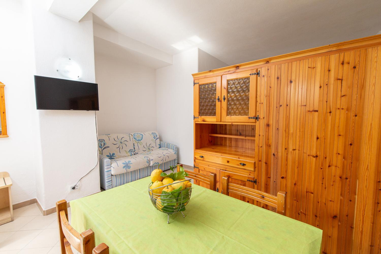 Bedroom 2, Residence Villa Tina, Napoli