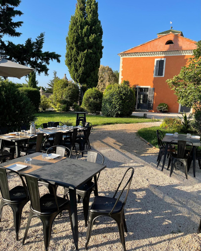 Food & Drinks 4, Chateau des Cinq Cantons, Vaucluse