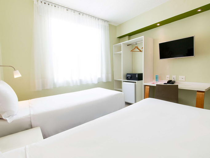 Bedroom 3, Ibis Styles Manaus, Maués