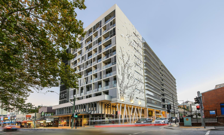 Exterior & Views 1, 2 beds luxury apartment in the heart of chatswood12, Willoughby