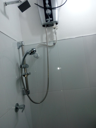 Bathroom 4, Evening Star Guest Inn, K.F.G. & G. Korale